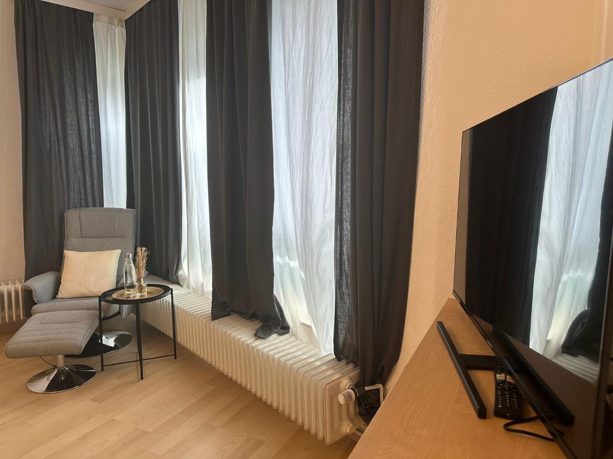 Frida City Center Apartment